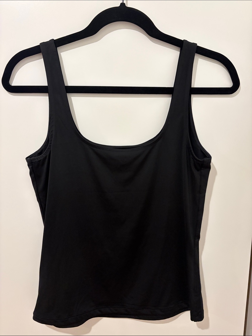 Express Body Contour Compression Square Neck Tank - Picture 5 of 6